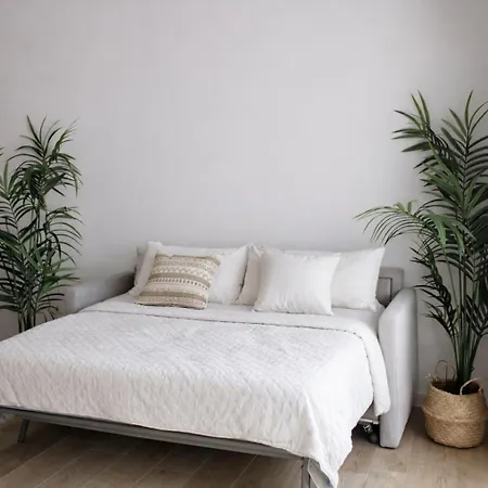 The Holes Lägenhet *